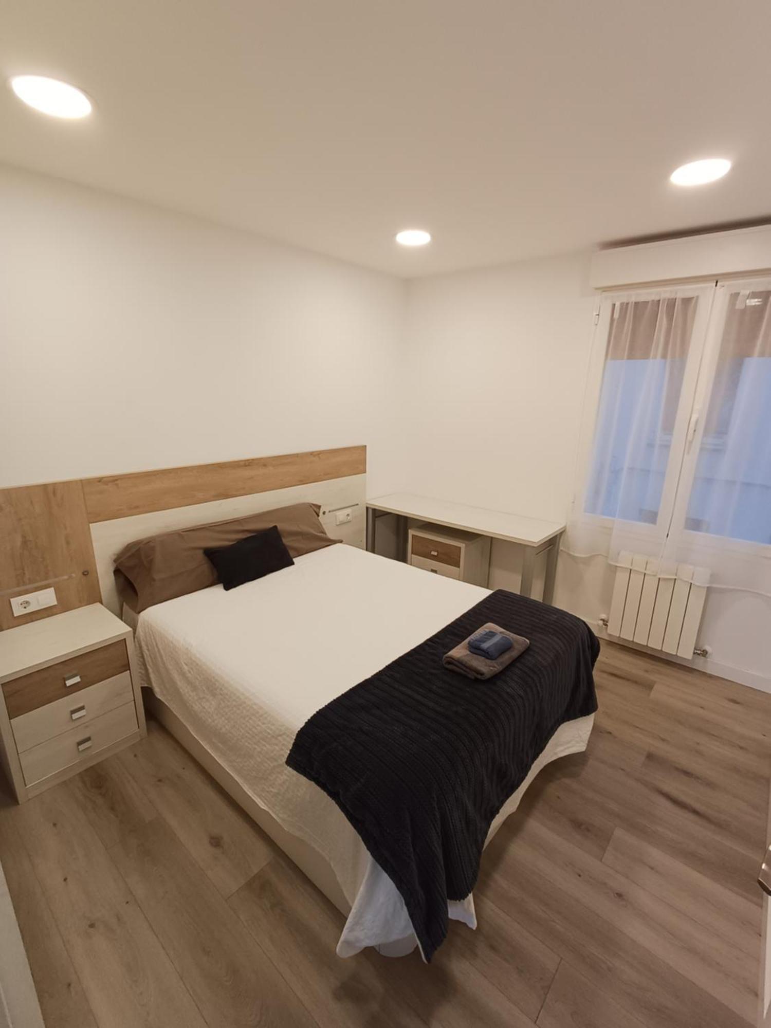 Moderno, céntrico. Perfecto para familias. Vitoria Exterior foto